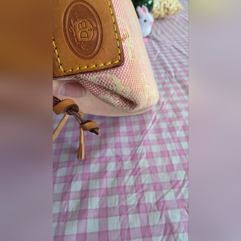 Dooney & Bourke Signature Canvas, Leather Details, Vintage - Picture 4 of 15